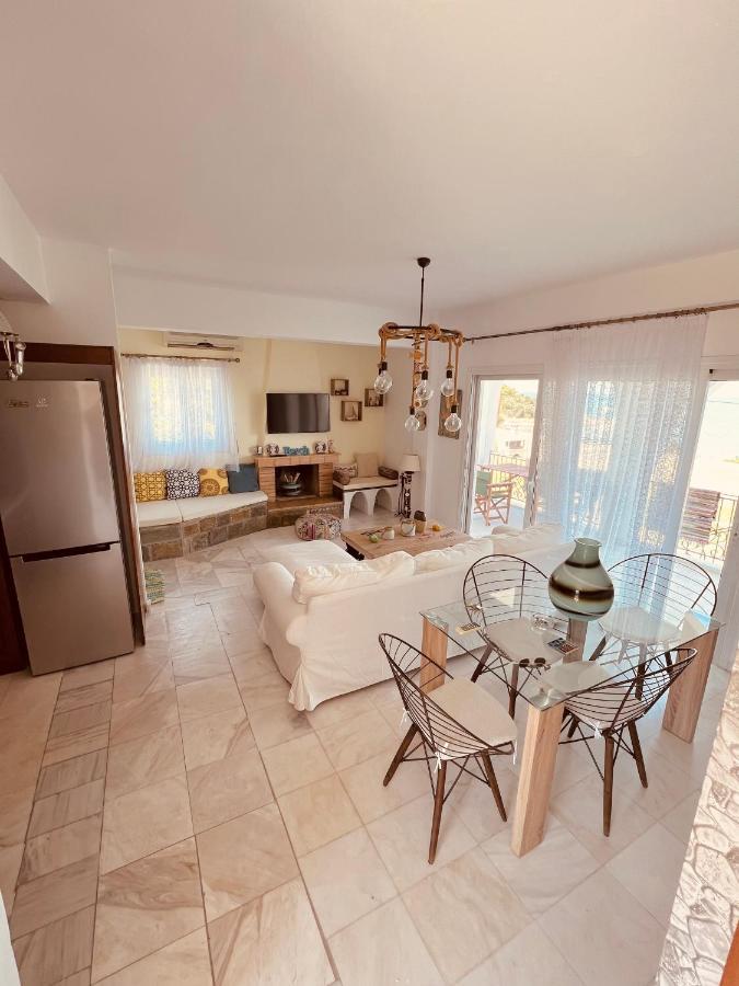 Magic House At Halkida 1M From The Beach! Apartamento Chalkís Exterior foto